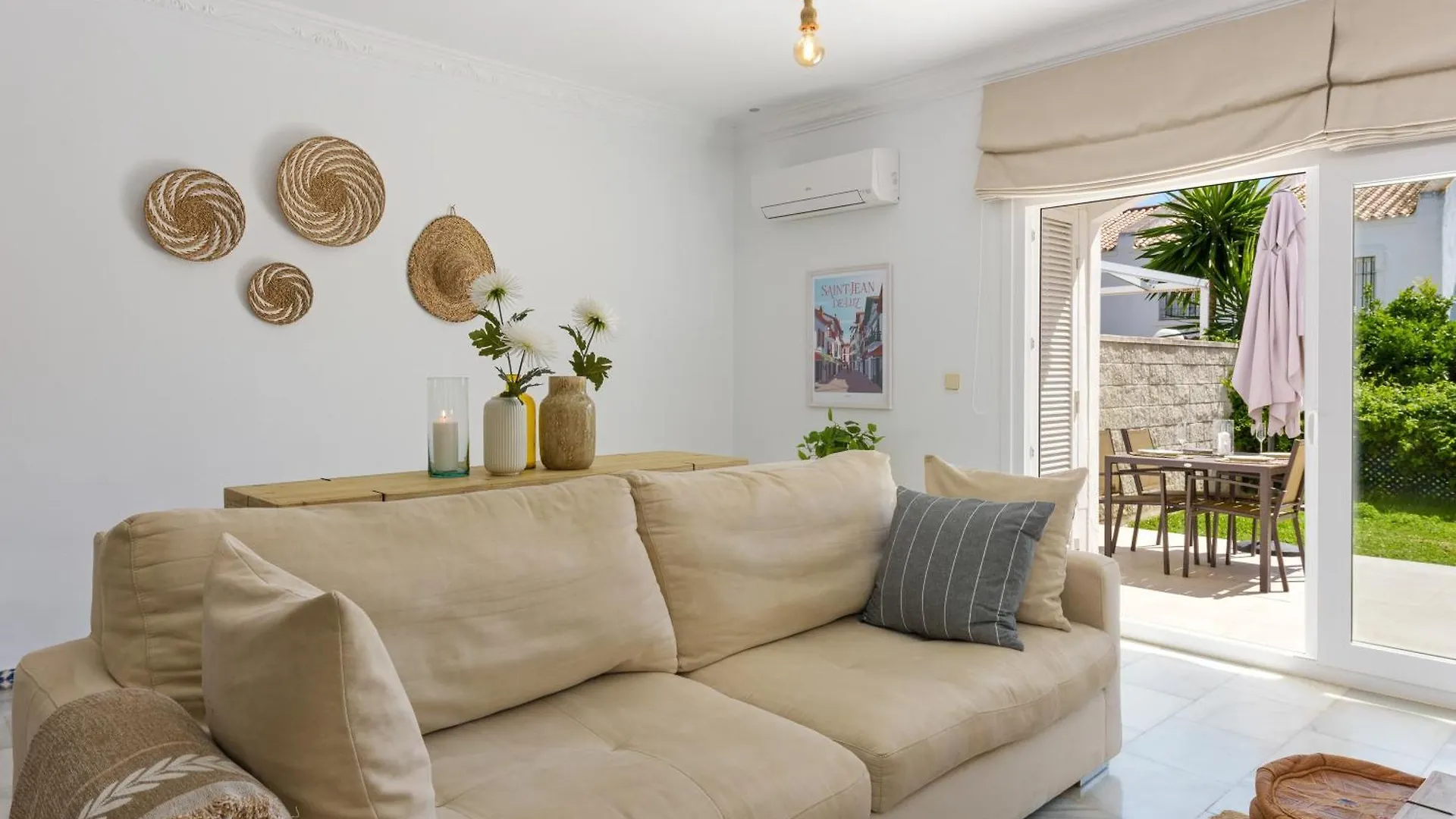 Beach House Casa Blanca, Manilva Holiday home