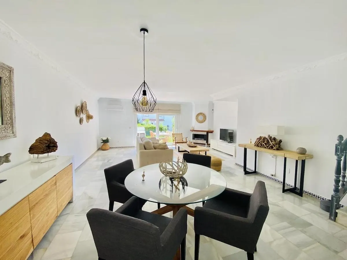 Ferienhaus Beach House Casa Blanca, Manilva Spanien