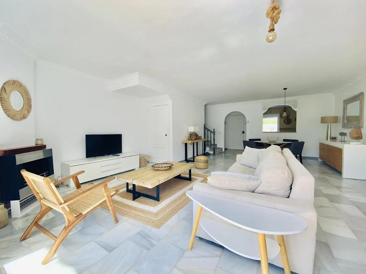 Beach House Casa Blanca, Manilva Ferienhaus